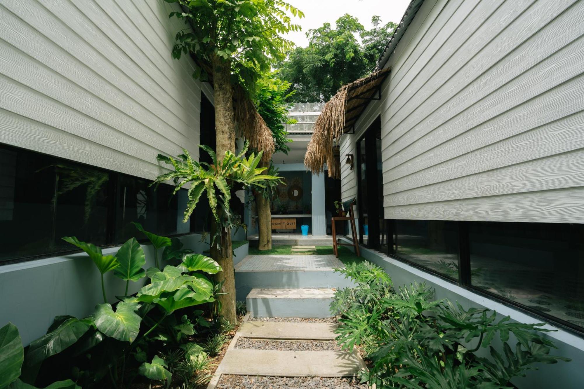 The Jungle Hostel Canggu Eksteriør billede
