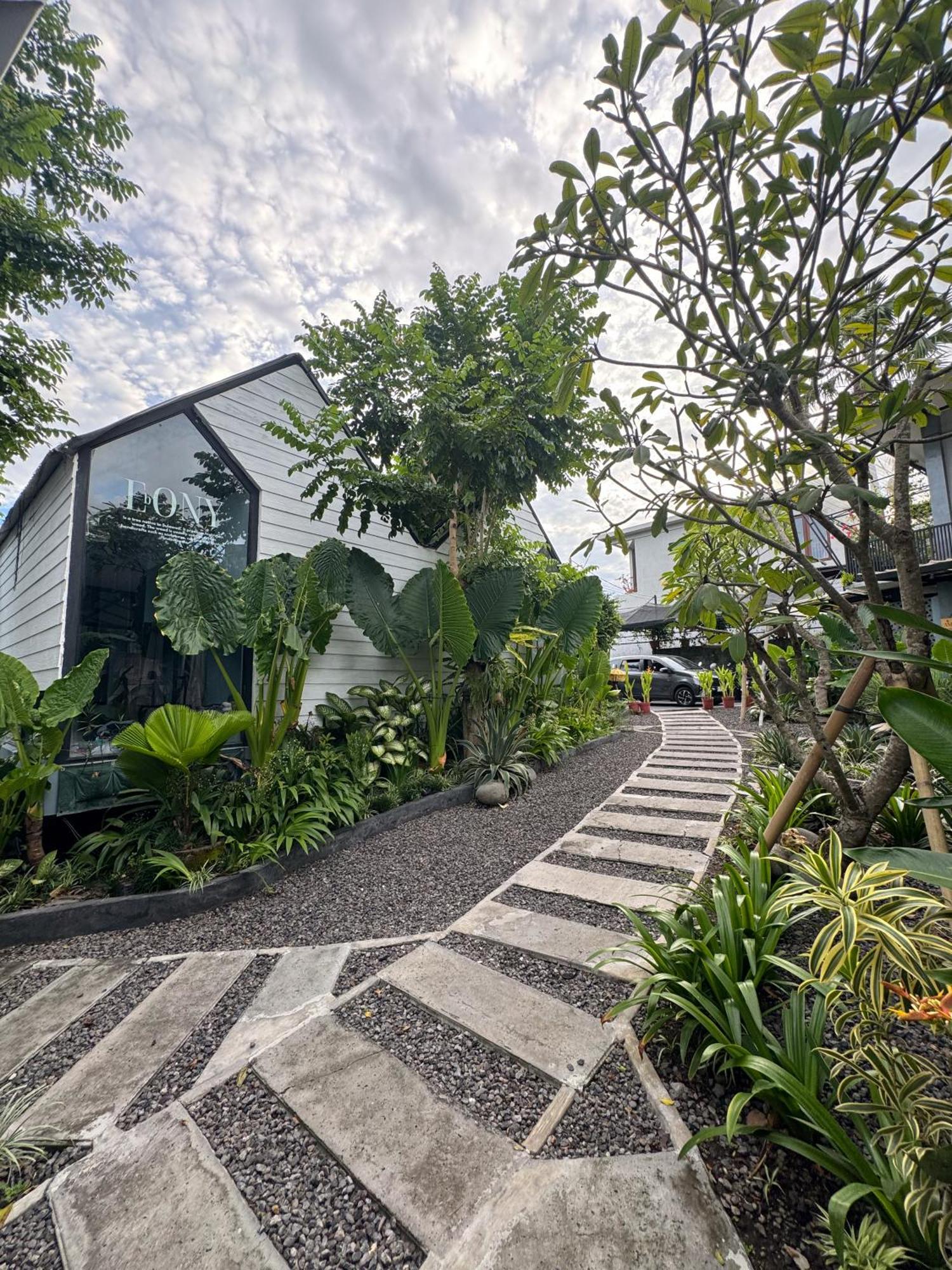 The Jungle Hostel Canggu Eksteriør billede